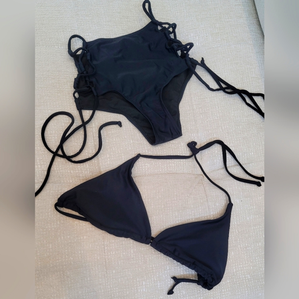 Black String Bikini (M)